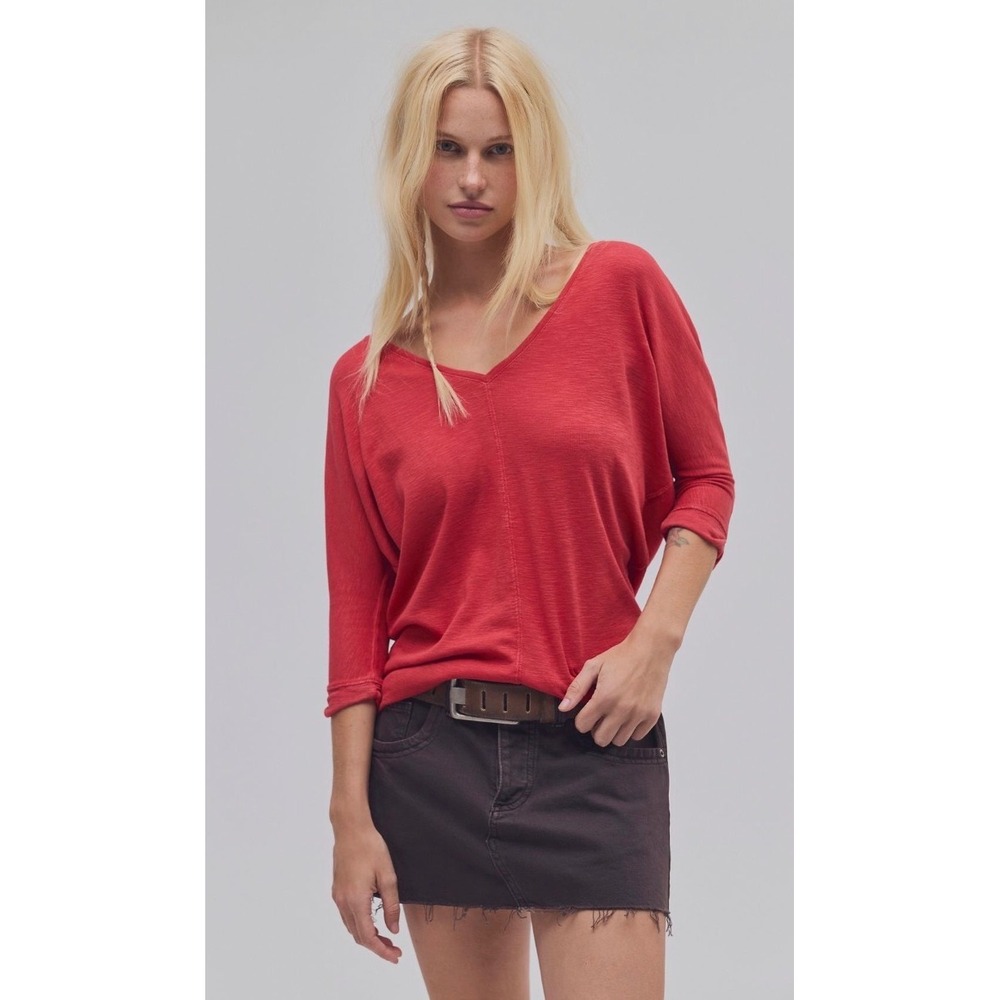 High line oversized v-neck tee NWOT